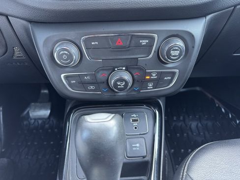 Used 2020 Jeep Compass Altitude image 10