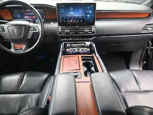 Used 2024 Lincoln Navigator L 4WD image 26