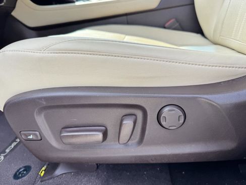 Used 2018 Lexus RX 350L Luxury w/ Accessory Package image 8