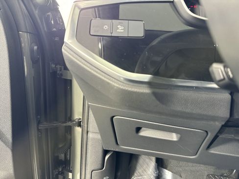 Used 2025 Audi Q3 2.0T Premium image 14