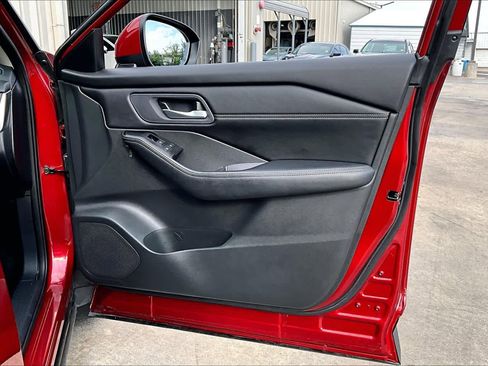 Certified 2024 Nissan Rogue SV w/ SV Premium Package FWD image 21