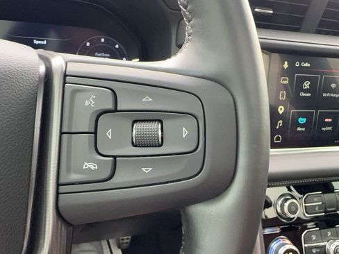 Certified 2024 GMC Yukon Denali Ultimate AWD/4WD image 25