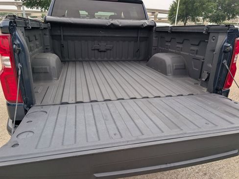 Used 2023 Chevrolet Silverado 1500 RST AWD/4WD image 26