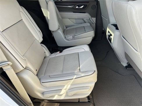 Used 2022 GMC Yukon Denali image 14