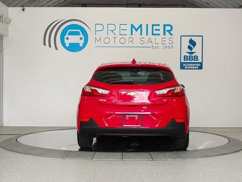 Used 2017 Chevrolet Cruze LT w/ Convenience Package FWD image 15