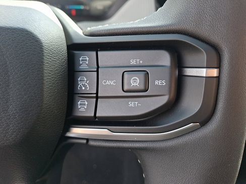 New 2026 Jeep Cherokee Laredo AWD/4WD image 17