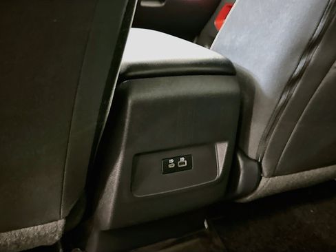 Used 2025 Nissan Frontier PRO-4X w/ Interior Protection Package AWD/4WD image 27