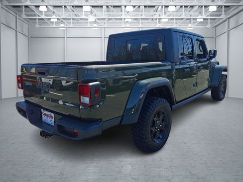 Used 2023 Jeep Gladiator Sport AWD/4WD image 5