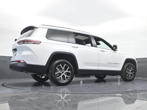 Used 2025 Jeep Grand Cherokee L Limited RWD image 57