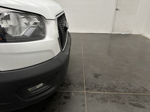 Used 2025 Ford Transit 250 Low Roof w/ Exterior Upgrade Package RWD image 2