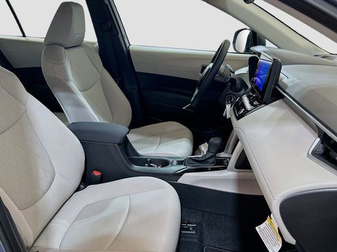 New 2025 Toyota Corolla Cross L FWD image 26
