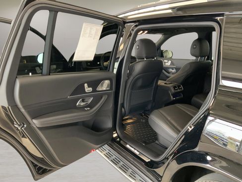 Used 2022 Mercedes-Benz GLS 450 4MATIC image 26