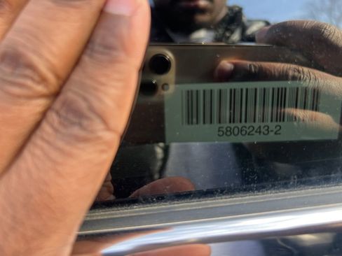 Used 2025 Honda CR-V EX-L image 10