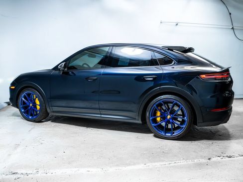 Certified 2023 Porsche Cayenne Turbo GT AWD/4WD image 20