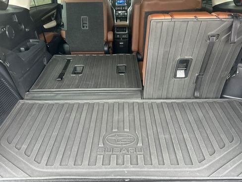 Used 2020 Subaru Ascent Touring AWD/4WD image 16