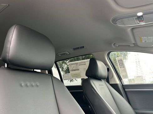 New 2026 Hyundai Ioniq 9 SEL AWD/4WD image 14