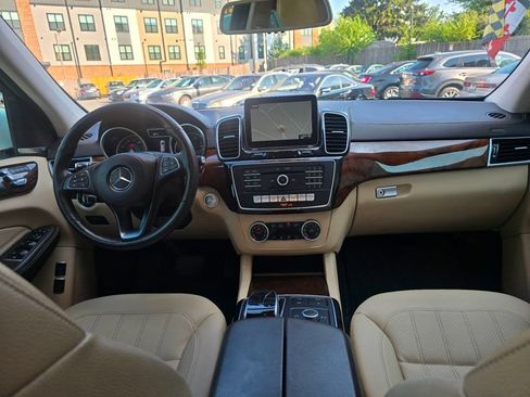 Used 2019 Mercedes-Benz GLS 450 4MATIC image 19