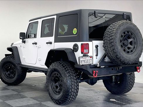 Used 2018 Jeep Wrangler Unlimited Sport S image 10