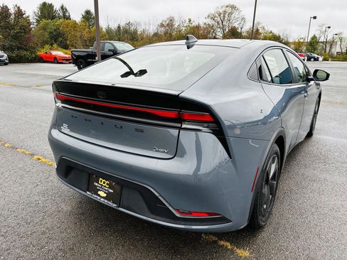 Used 2023 Toyota Prius Limited image 7