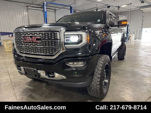 Used 2018 GMC Sierra 1500 Denali w/ Denali Ultimate Package image 3