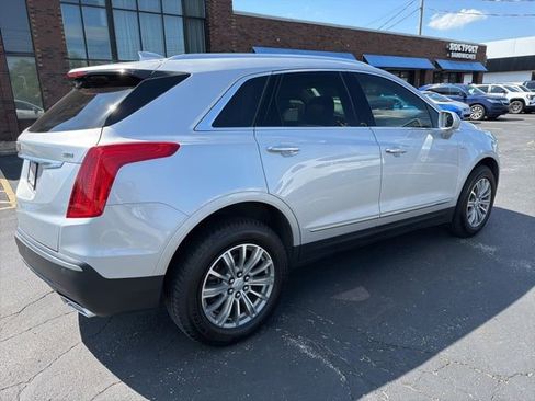 Used 2018 Cadillac XT5 Luxury AWD/4WD image 6