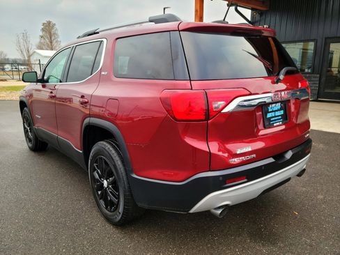 Used 2017 GMC Acadia SLT image 6