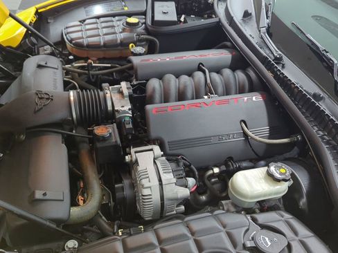 Used 2002 Chevrolet Corvette Convertible w/ Preferred Equipment Group2 RWD image 23