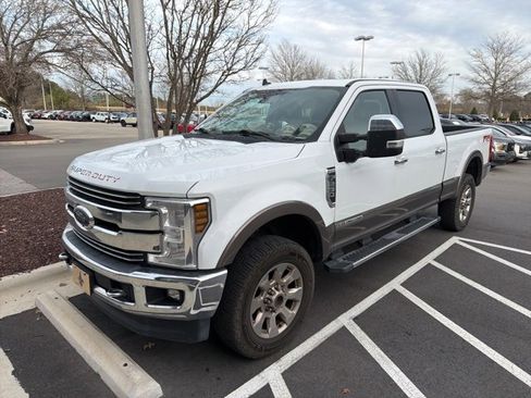 Used 2019 Ford F250 Lariat w/ Lariat Ultimate Package image 1
