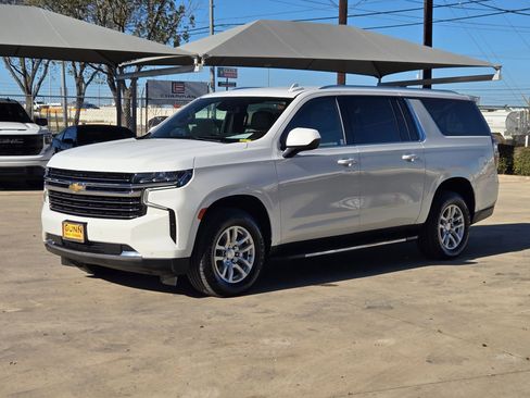 Certified 2023 Chevrolet Suburban LT image 7