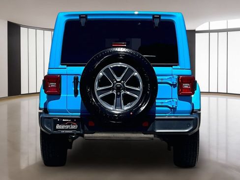 Used 2021 Jeep Wrangler Unlimited Sahara AWD/4WD image 6