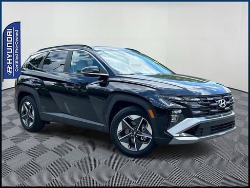 Certified 2025 Hyundai Tucson SEL FWD image 1