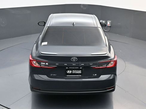Used 2025 Toyota Camry LE image 16
