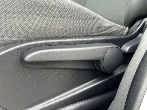 Used 2020 Nissan NV200 S w/ Back Door Glass Package image 17