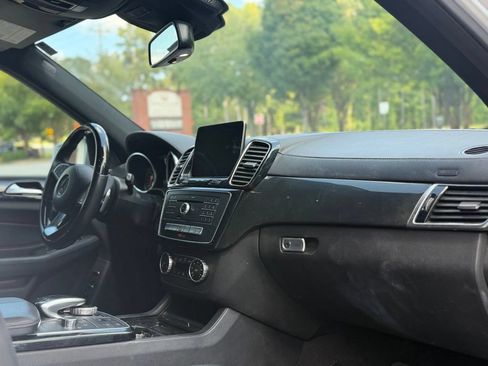 Used 2018 Mercedes-Benz GLS 450 4MATIC image 17