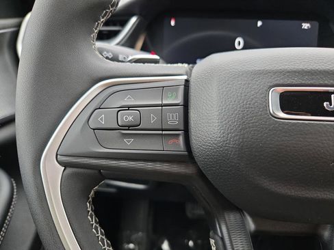 New 2025 Jeep Grand Cherokee Laredo X RWD image 23