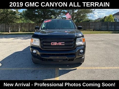 Used 2019 GMC Canyon All Terrain w/ All Terrain X Package AWD/4WD image 8