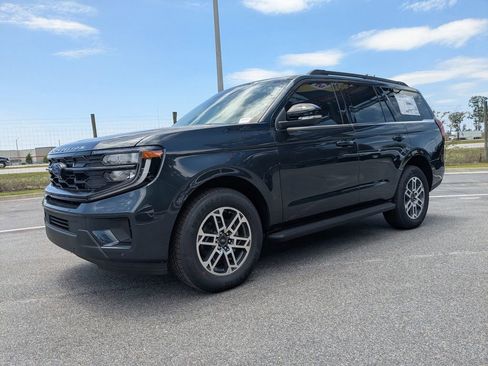 New 2026 Ford Expedition Active RWD image 8