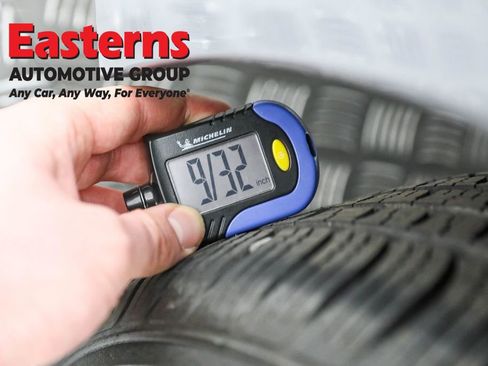 Used 2020 Toyota Corolla L w/ Carpet Mat Package (TMS) image 27