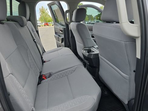 Used 2022 Toyota Tundra SR5 image 12
