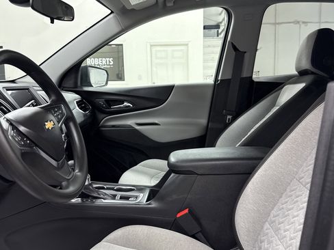 Used 2024 Chevrolet Equinox LS image 4