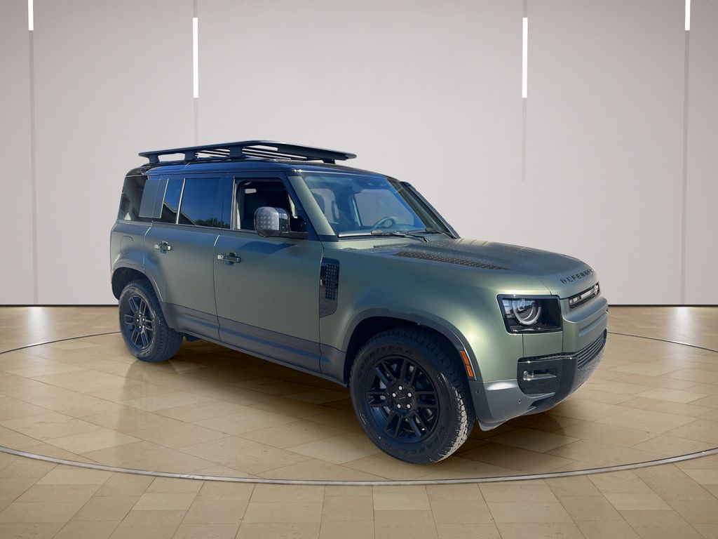 New 2026 Land Rover Defender 110 S AWD/4WD image 9