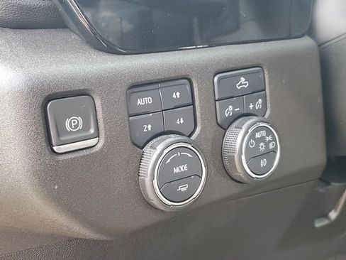 Used 2024 Chevrolet Silverado 1500 RST image 8