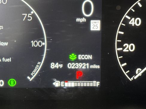 Used 2025 Honda CR-V Sport image 22