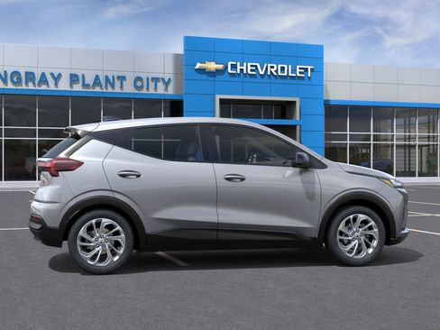 New 2027 Chevrolet Bolt LT w/ Comfort Package FWD image 5
