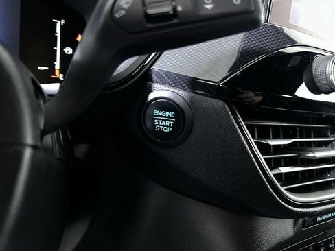 Used 2025 Ford Escape ST-Line FWD image 17