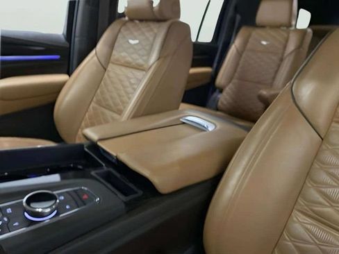 Used 2023 Cadillac Escalade ESV Sport w/ Touring Package AWD/4WD image 90