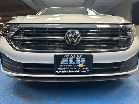Used 2024 Volkswagen Jetta S image 12
