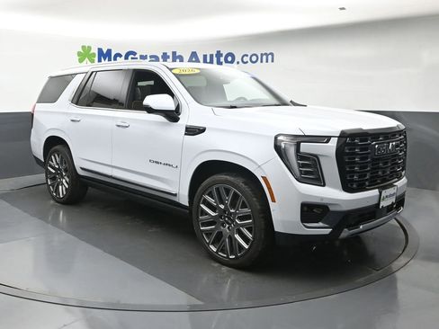 Used 2026 GMC Yukon Denali Ultimate AWD/4WD image 2