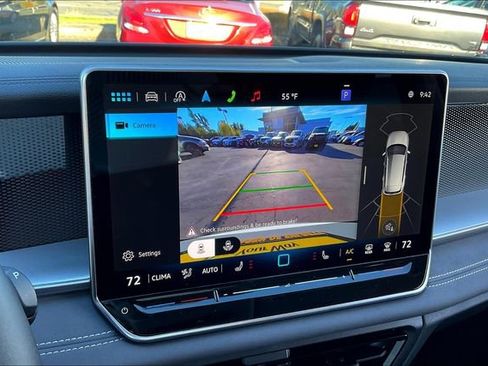 New 2025 Volkswagen Tiguan SE AWD/4WD image 22