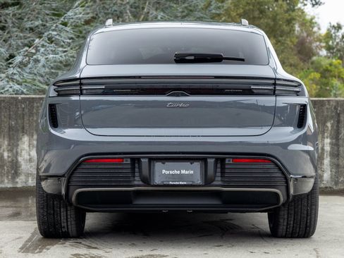 New 2025 Porsche Macan Turbo Electric image 10